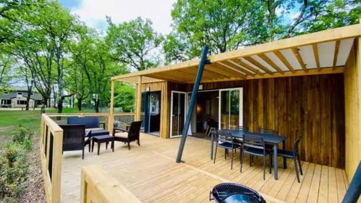 Loupiac Ski Chalet | Chalet 3 étoiles - Piscine - eecbii
