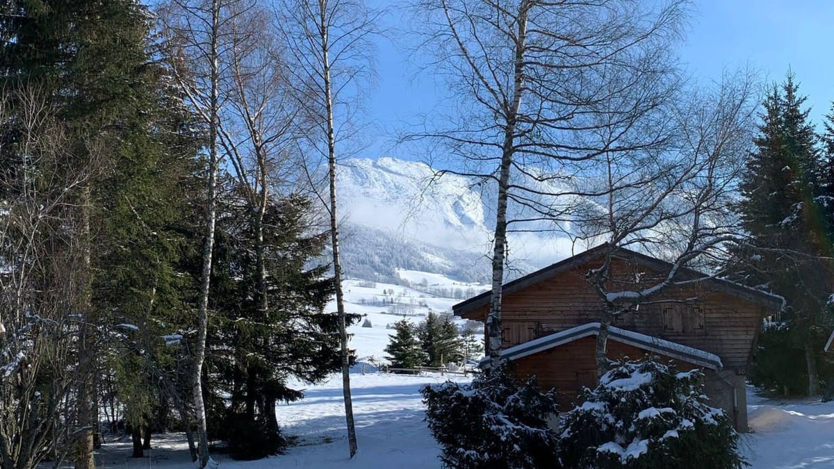 Lans-en-Vercors Ski Chalet | Chalet 3km from Villard and 4 from Lans en Vercors.