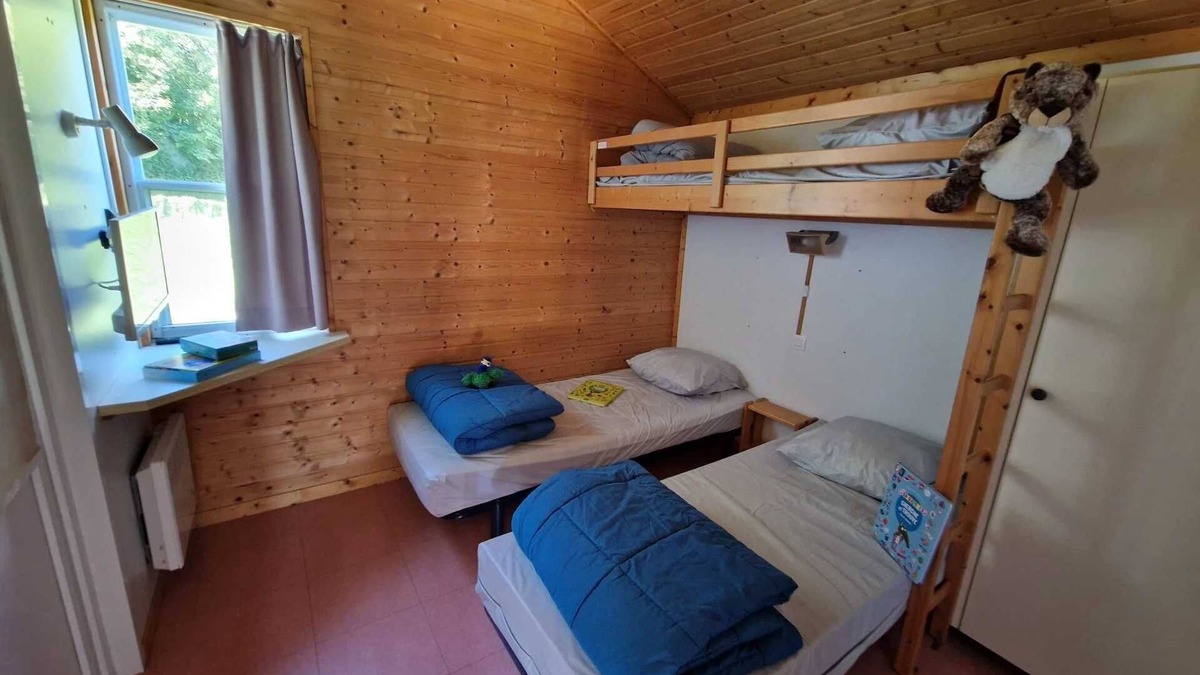 Saint-Geniez-d'Olt Ski Chalet | Chalet 4 étoiles - Parc aquatique - efah0g