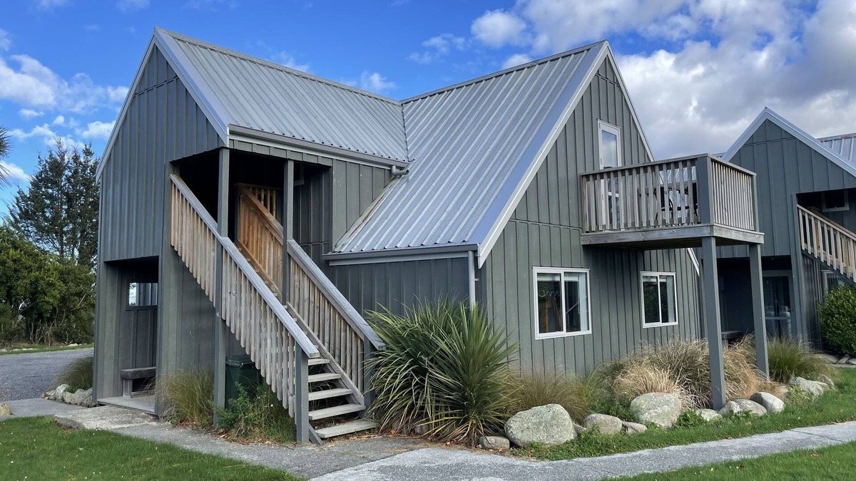 Methven Ski Chalet | Chalet 4 (1 Bed) Pudding Hill