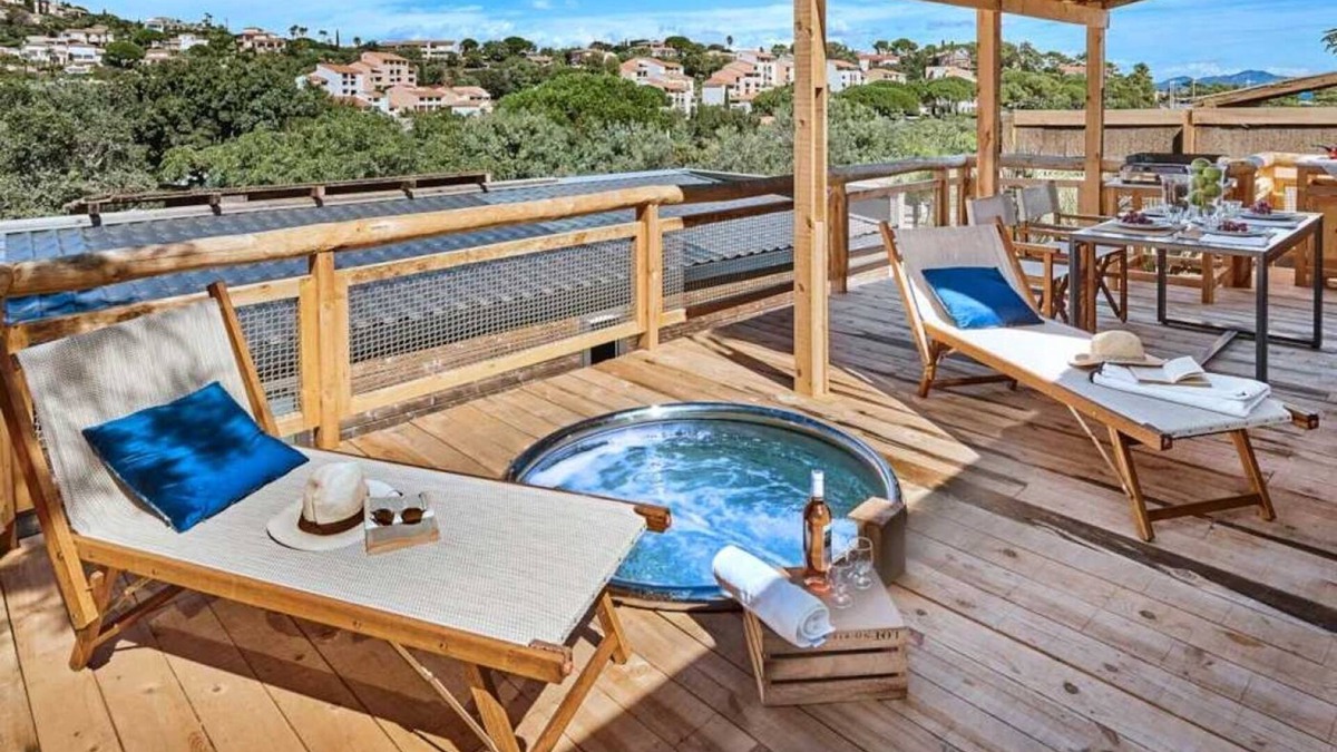 Les Issambres Ski Chalet | Chalet 4 étoiles - ccafeib