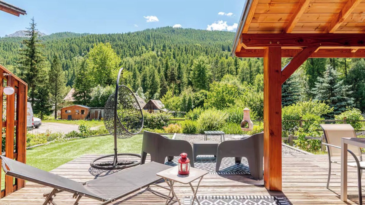 La Salle-les-Alpes Ski Chalet | CHALET 6/8 personnes classe4 * CHALET PRESTIGE