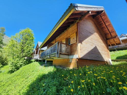 Saint-Francois-Longchamp Ski Chalet | Chalet 6 à 8pers pied des pistes, piscine et vue