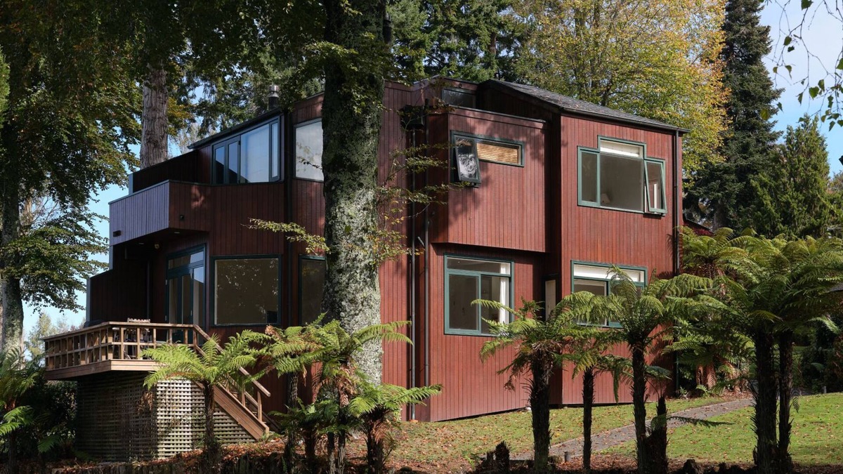Taupo Ski Chalet | Chalet 6, The Retreat - located within a private lakefront estate