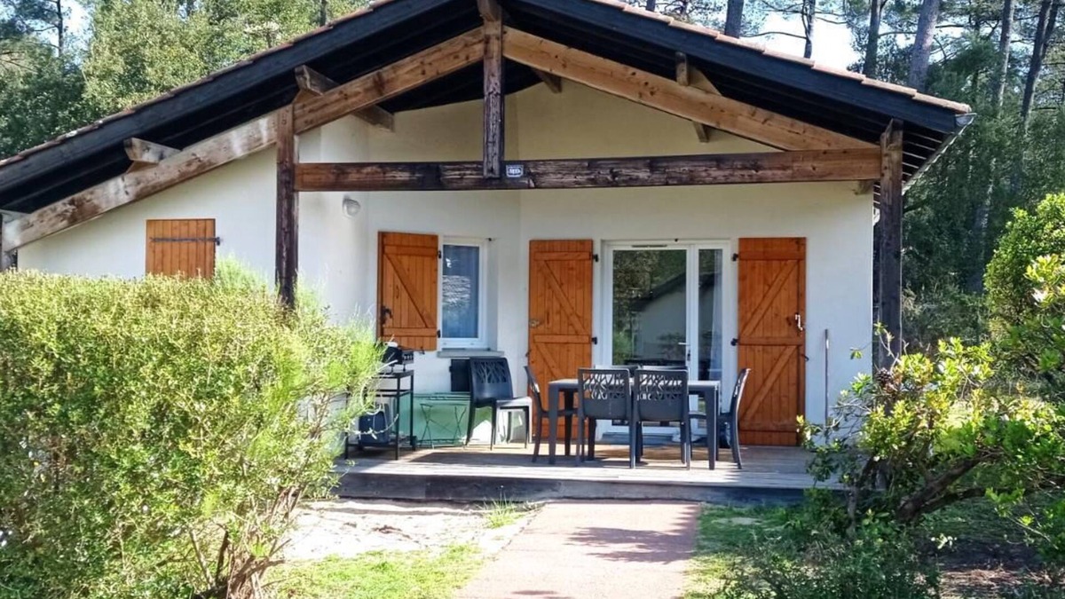 Ondres Ski Chalet | Chalet 8 Personnes 3 Chambres Résidence de Vacances Sécurisée Piscine et Tennis