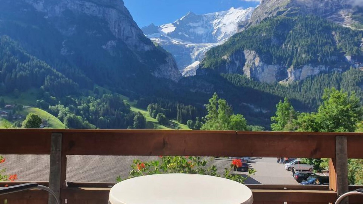 Grindelwald Apartment | Chalet Abendrot apARTments by Interhome