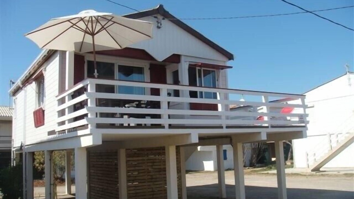 Gruissan Plage Ski Chalet | Chalet air conditioned Gruissan plage
