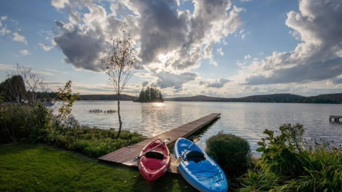 Lac-Sergent Ski Chalet | Chalet au bord de l’eau, spa, kayaks et foyer