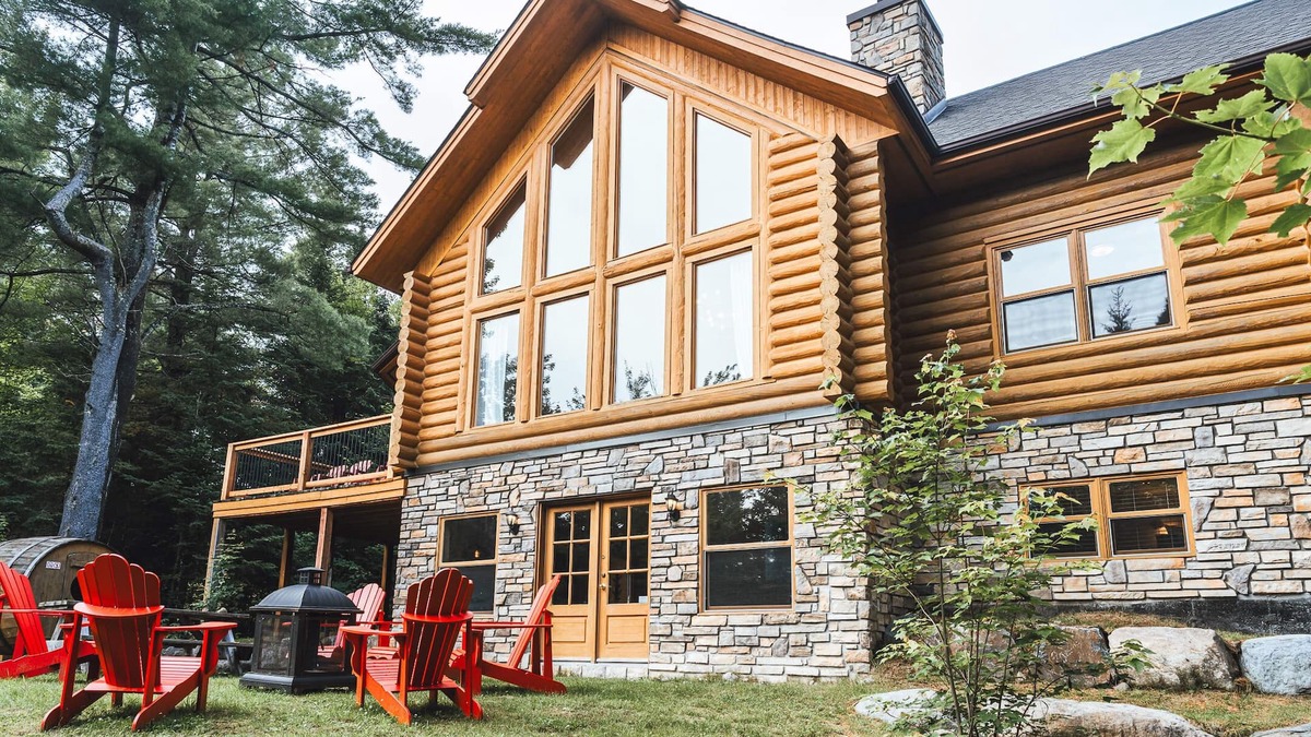 Fiddler Lake Resort Ski Chalet | Chalet Authentik CITQ#245055