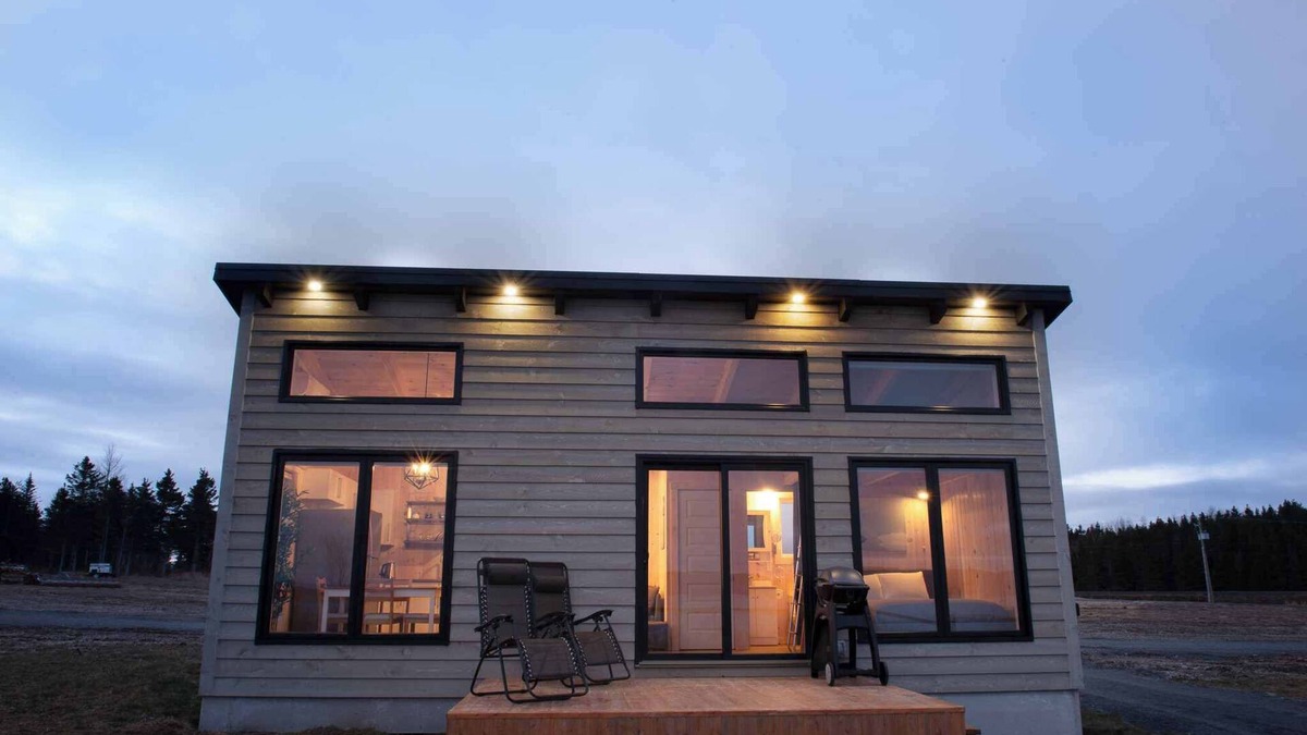 Gaspe Ski Chalet | Chalet avant vue sur la mer