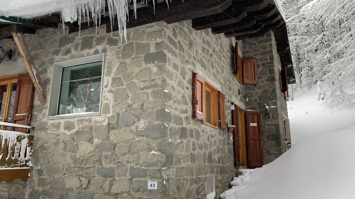 Abetone Ski Chalet | Chalet 'Baita Le Pozze' with Mountain View, Private Garden and Wi-Fi