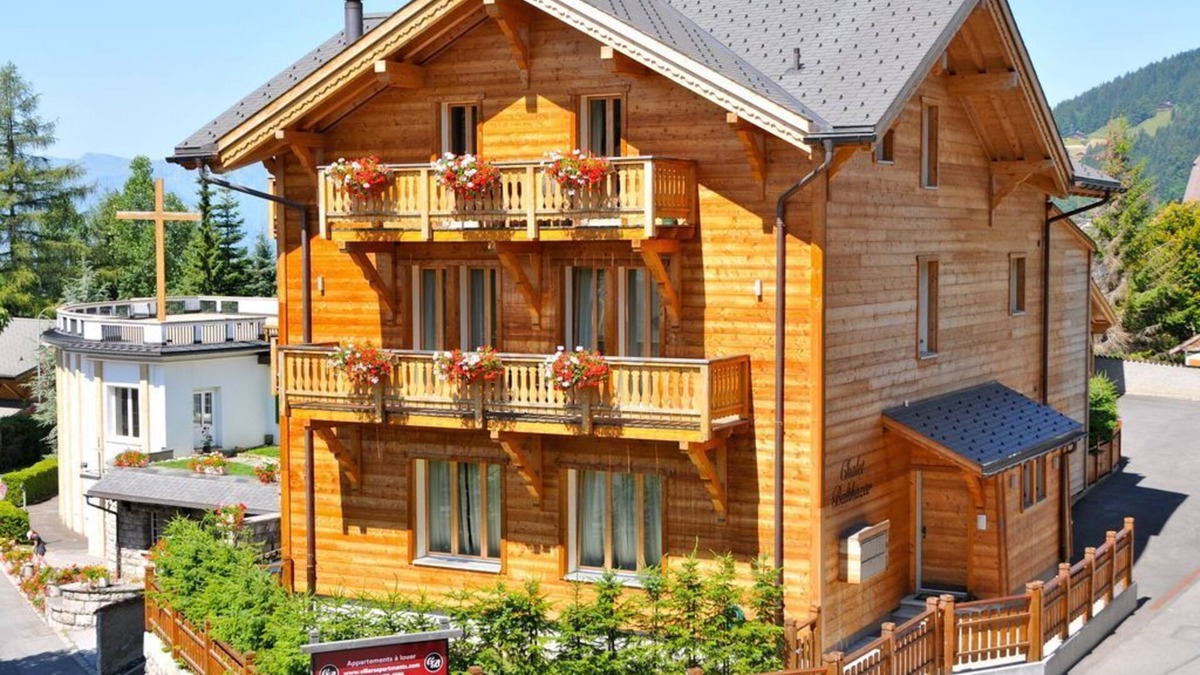 Villars-sur-Ollon Apartment | CHALET BALTHAZAR 3 - LUXURY APARTMENT, CENTRAL VILLARS 100 METRES FROM SKI TRAIN