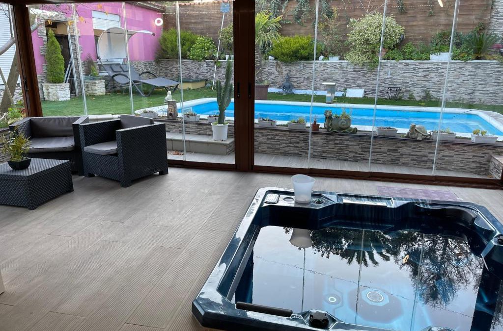 El Monte House | Chalet Beach & Spa