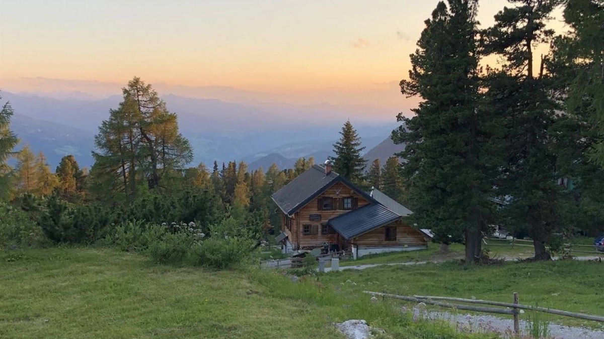 Aich Cabin | Chalet Berghoamat - holiday home, shower and bath, toilet, 3 bedrooms