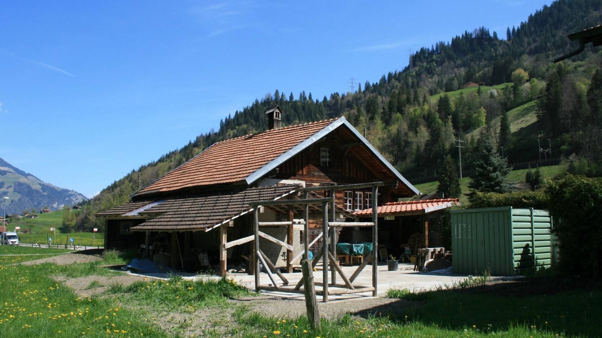 Kandergrund Apartment | Chalet Bifigen by Interhome
