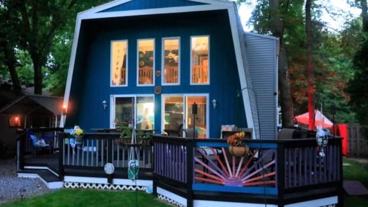 Rehoboth Beach Ski Chalet | Chalet by the Bay Charming Beach Getaway