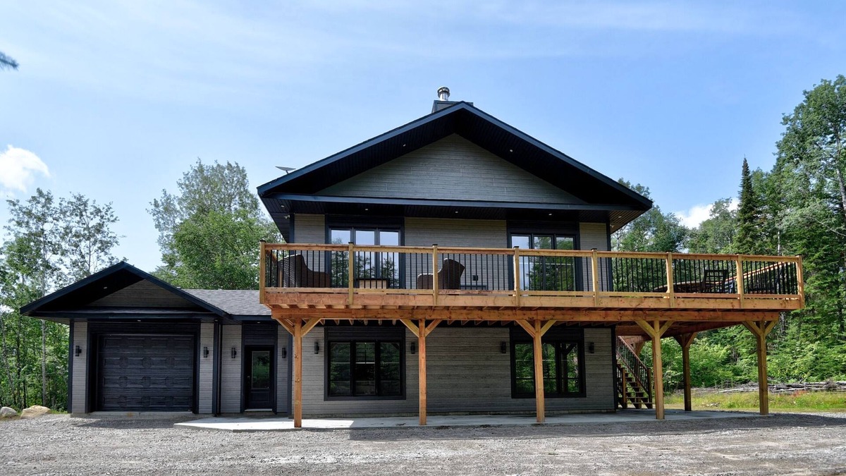 Saint-Michel-des-Saints Ski Chalet | Chalet Avec Accès AU Réservoir Taureau À St-michel-des-saints