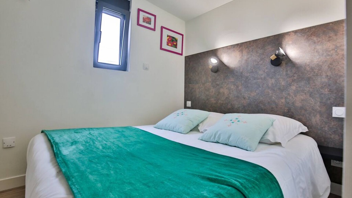 Clermont-Creans Ski Chalet | Chalet Campagne Country view