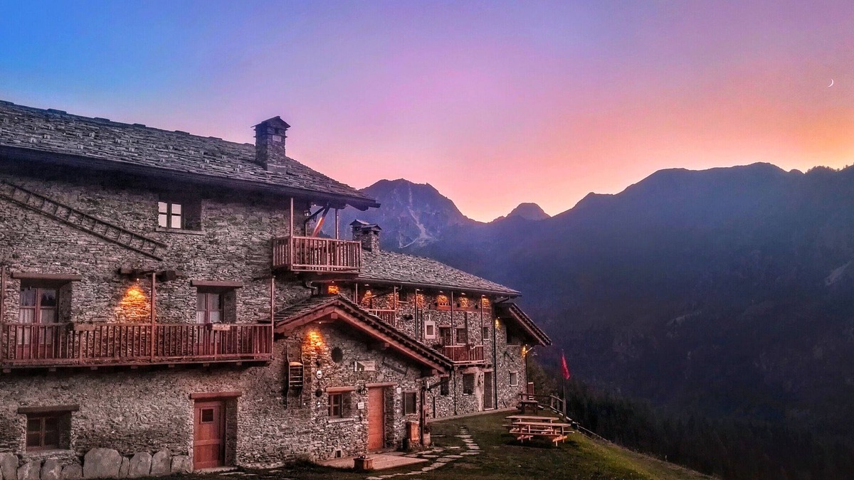 Marmora Ski Chalet | Chalet 'Civico 11' with Mountain View, Balcony and Wi-Fi