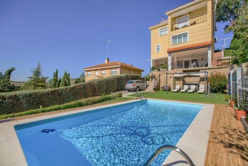 Aranjuez House | Chalet con Piscina en Aranjuez