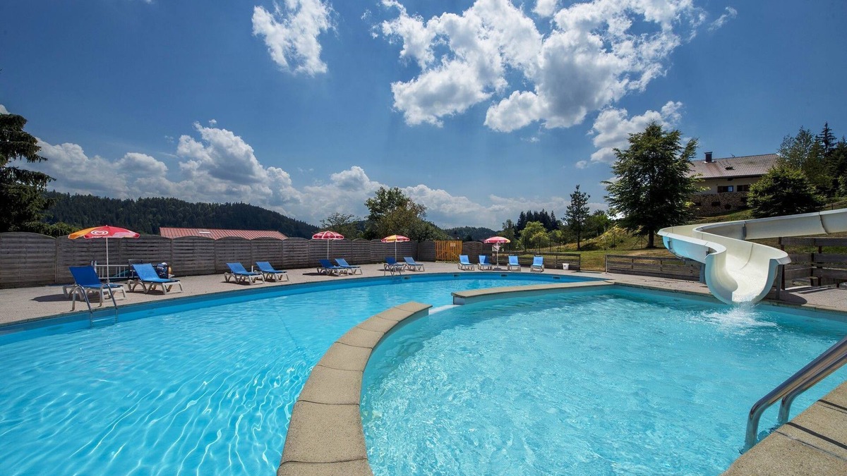 Nanchez House | Chalet de Montagne Avec vue sur les Monts Jura Avec Wifi