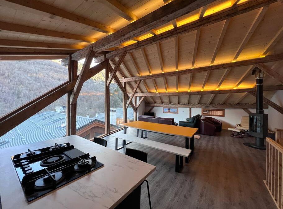 Les Varcins Ski Chalet | Chalet Des Legendes
