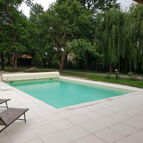 Cussac-Fort-Medoc Bed & Breakfast | Chalet du moulin