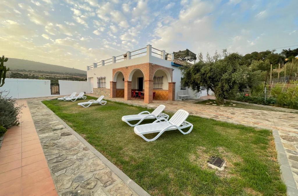 Bolonia House | Chalet en la playa de Bolonia