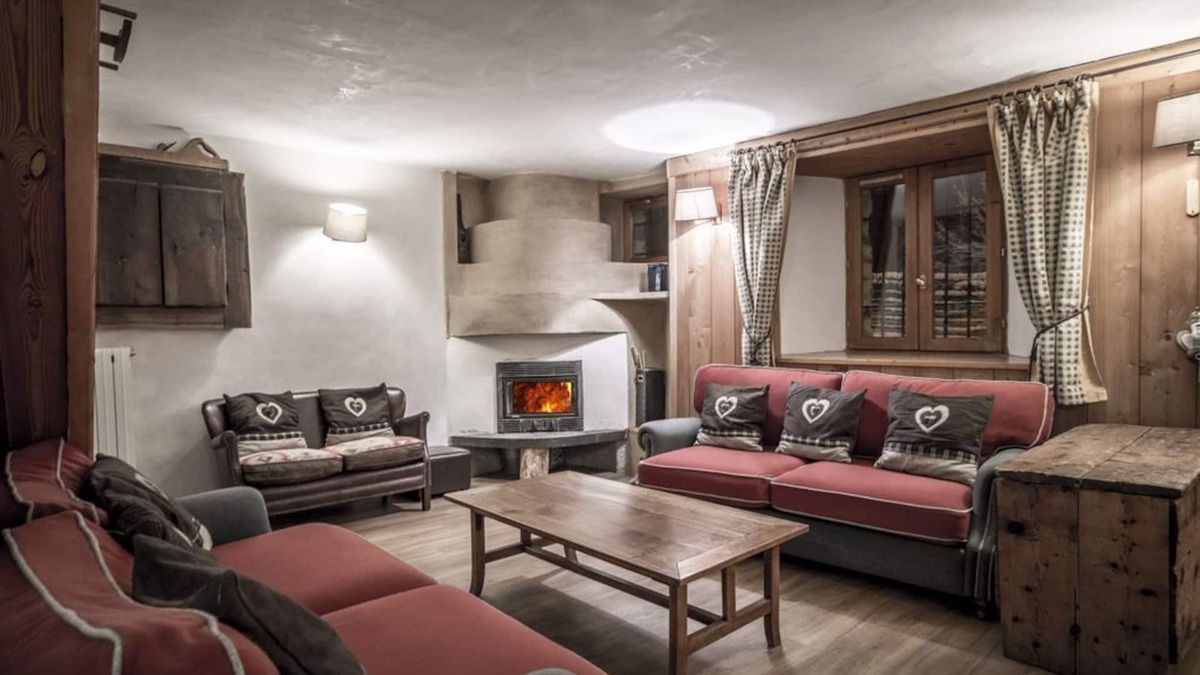 Peisey-Nancroix Apartment | CHALET FARM TANNERIE sauna fireplace 200m walking to ski lift Peisey-Vallandry