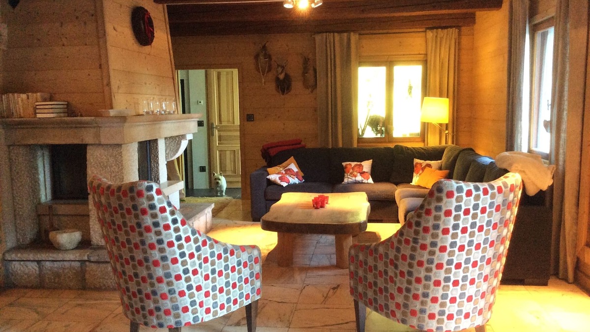 Le Bouchet-Mont-Charvin Ski Chalet | CHALET LARGE COMFORT