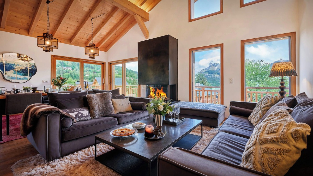 Saint-Gervais-les-Bains Ski Chalet | Chalet Etoile Nordique - all year mountain break for 10 - OVO Network
