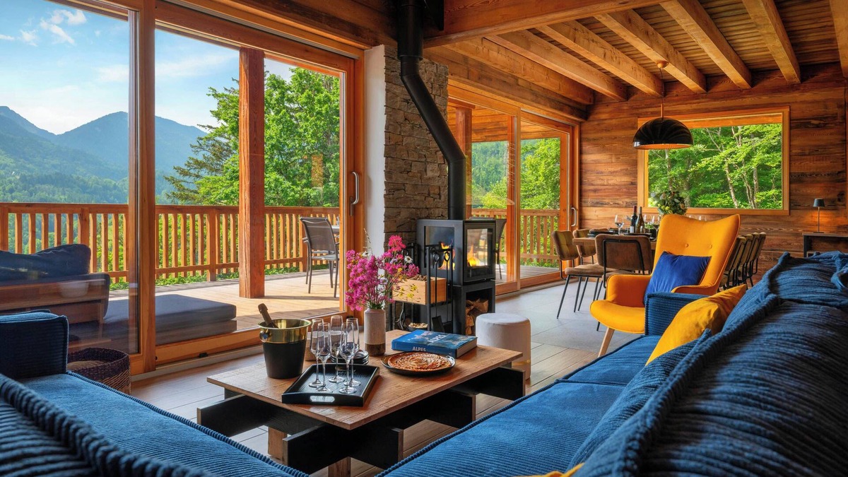 Saint-Pierre-d'Entremont Ski Chalet | Chalet Emeraude des Alpes - peaceful break in the mountains - OVO Network