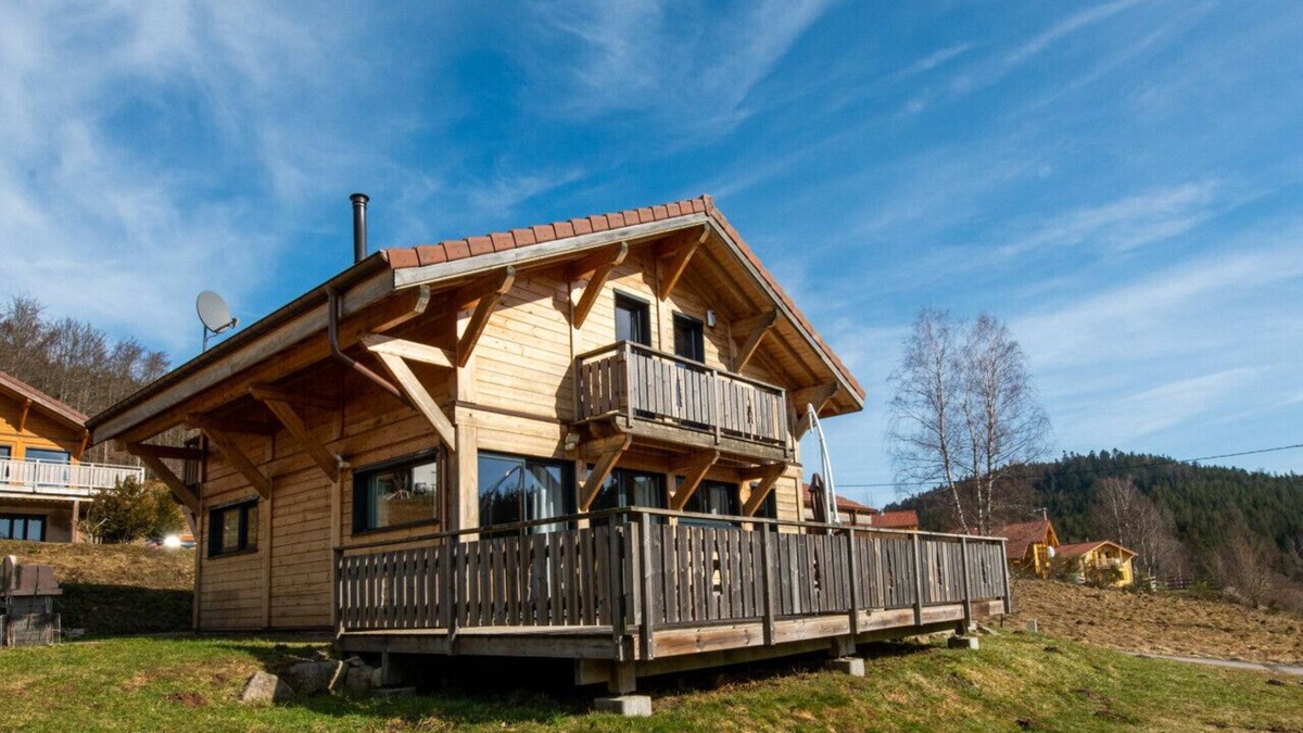 Xonrupt-Longemer Cabin | Chalet Gérardmer-Xonrupt-Longemer plein sud 10 personnes Wifi SPA Jacuzzi Sauna