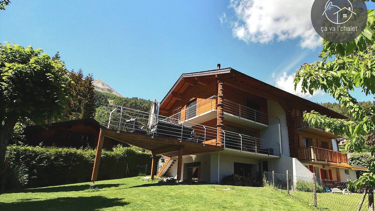 Ovronnaz Ski Chalet | Chalet Gabriel OVRONNAZ, elegance of wood