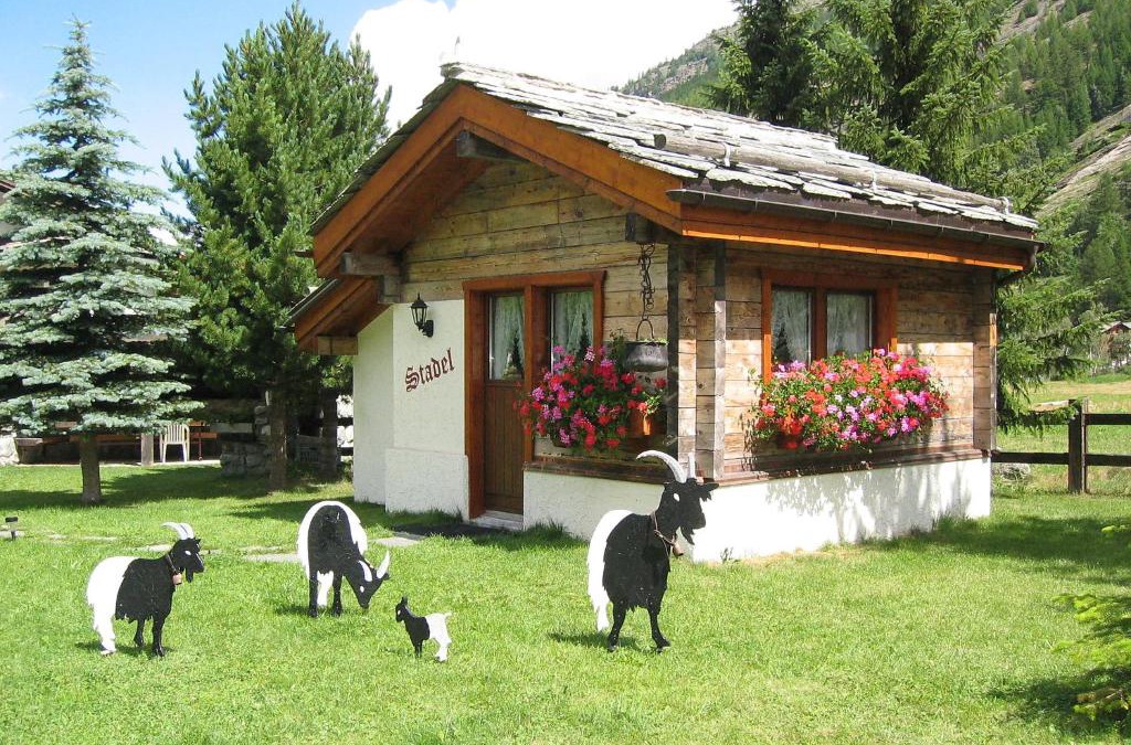 Saas Grund Ski Chalet | Chalet Häuschen Stadel by Interhome