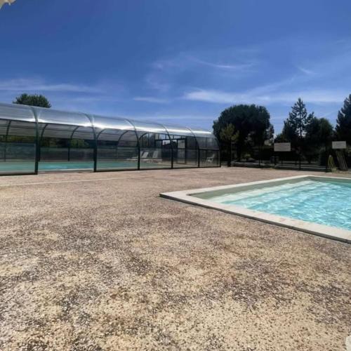 Beynat Ski Chalet | Chalet Hameaux de Miel 5 Pers, Parking, Piscine , Lac