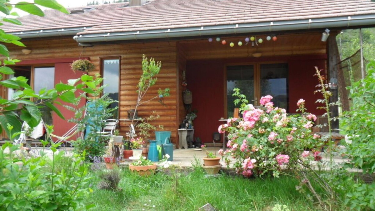 Villard-sur-Bienne House | Chalet Haut-jura Proche Stations de Ski. Animaux Acceptés !