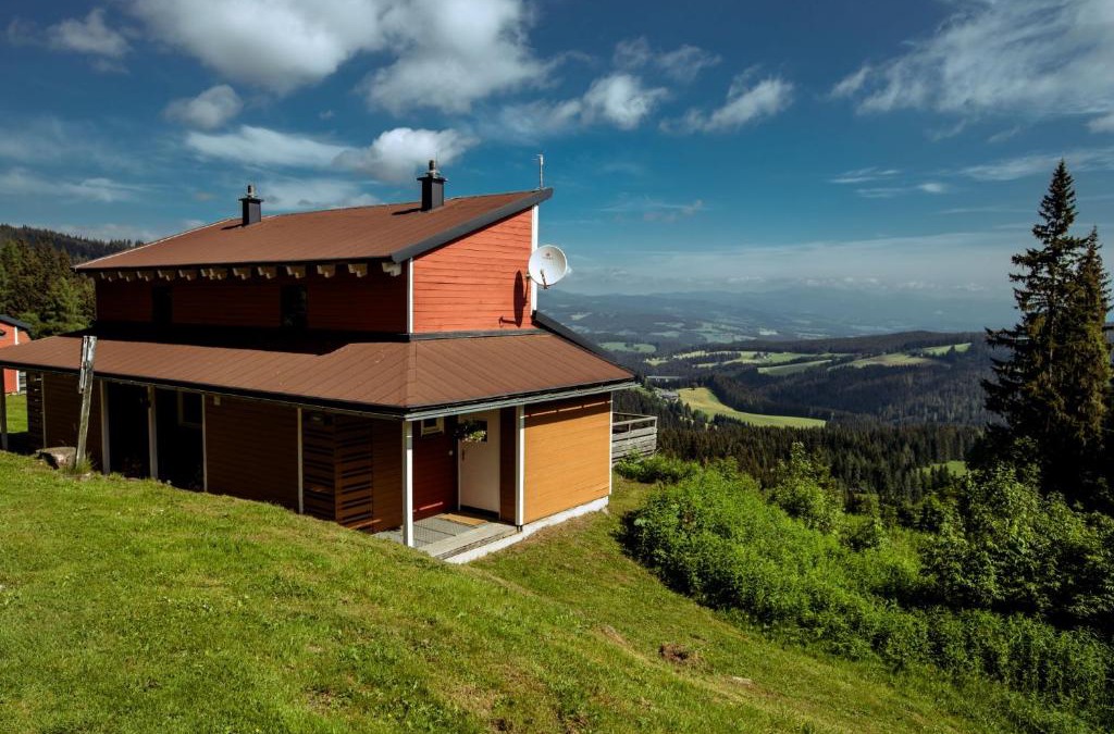 Pack House | Chalet Hebalm