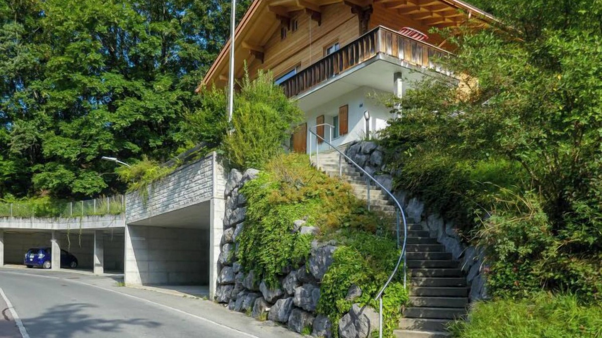Grindelwald Apartment | Chalet Holzwurm by Interhome