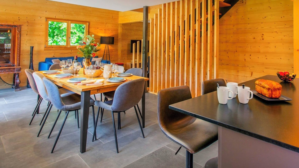 Alex Ski Chalet | Chalet Hychris - ski holiday between Annecy & the mountains - OVO Network