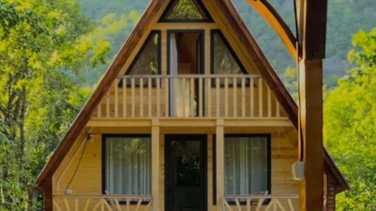 Ambrolauri Ski Chalet | chalet in amazing village Tsesi with big history and beautiful view