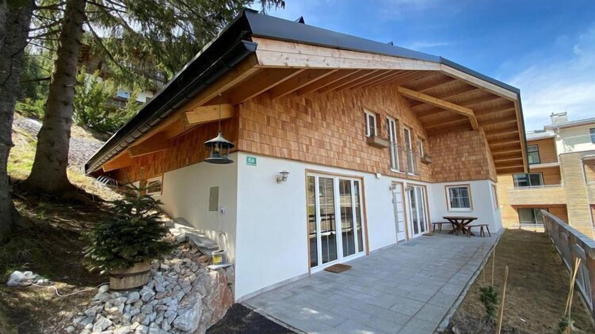 Dienten am Hochkoenig Apartment | Chalet in Dienten with Mountain Views