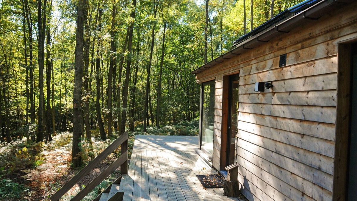 Oignies-en-Thierache House | Chalet in Oignies near French Border