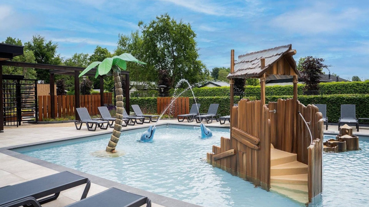 Municipality of Veldhoven Ski Chalet | Chalet in Brabant with Spacious Garden
