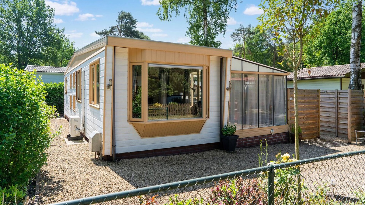 Putte Ski Chalet | Chalet in Grenspark Kalmhoutse Heide near Antwerp