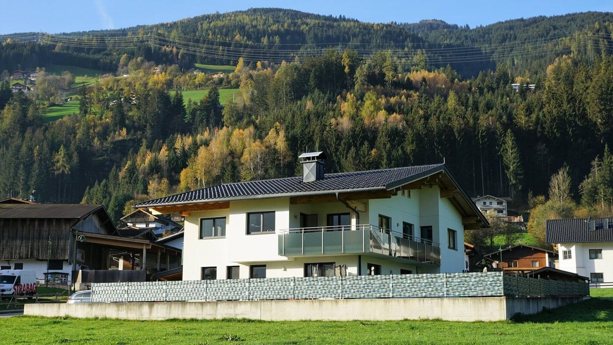 Kaltenbach Apartment | Chalet in Kaltenbach near Ski Lift