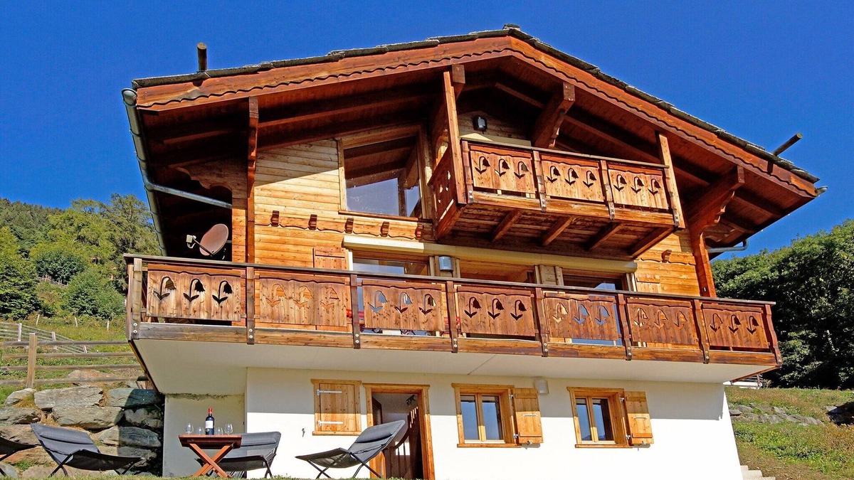 Heremence House | Chalet in Les Collons near Ski Lift