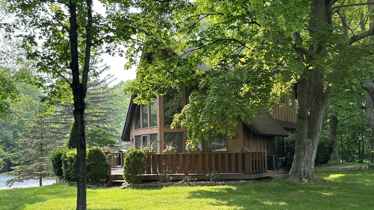 Youngstown House | Chalet in Niagara County