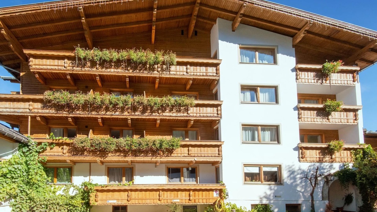 Wildschoenau Apartment | Chalet in Oberau near Ski Slopes