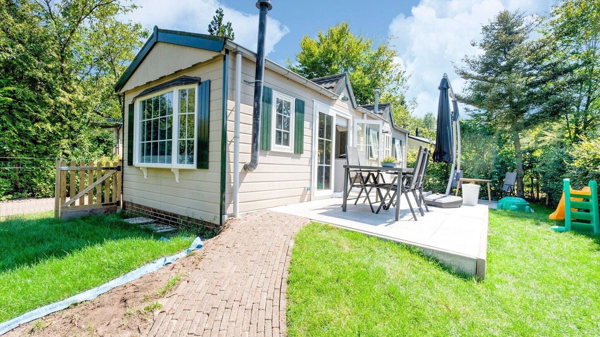 Stegeren Ski Chalet | Chalet in Stegeren near Hiking Trails